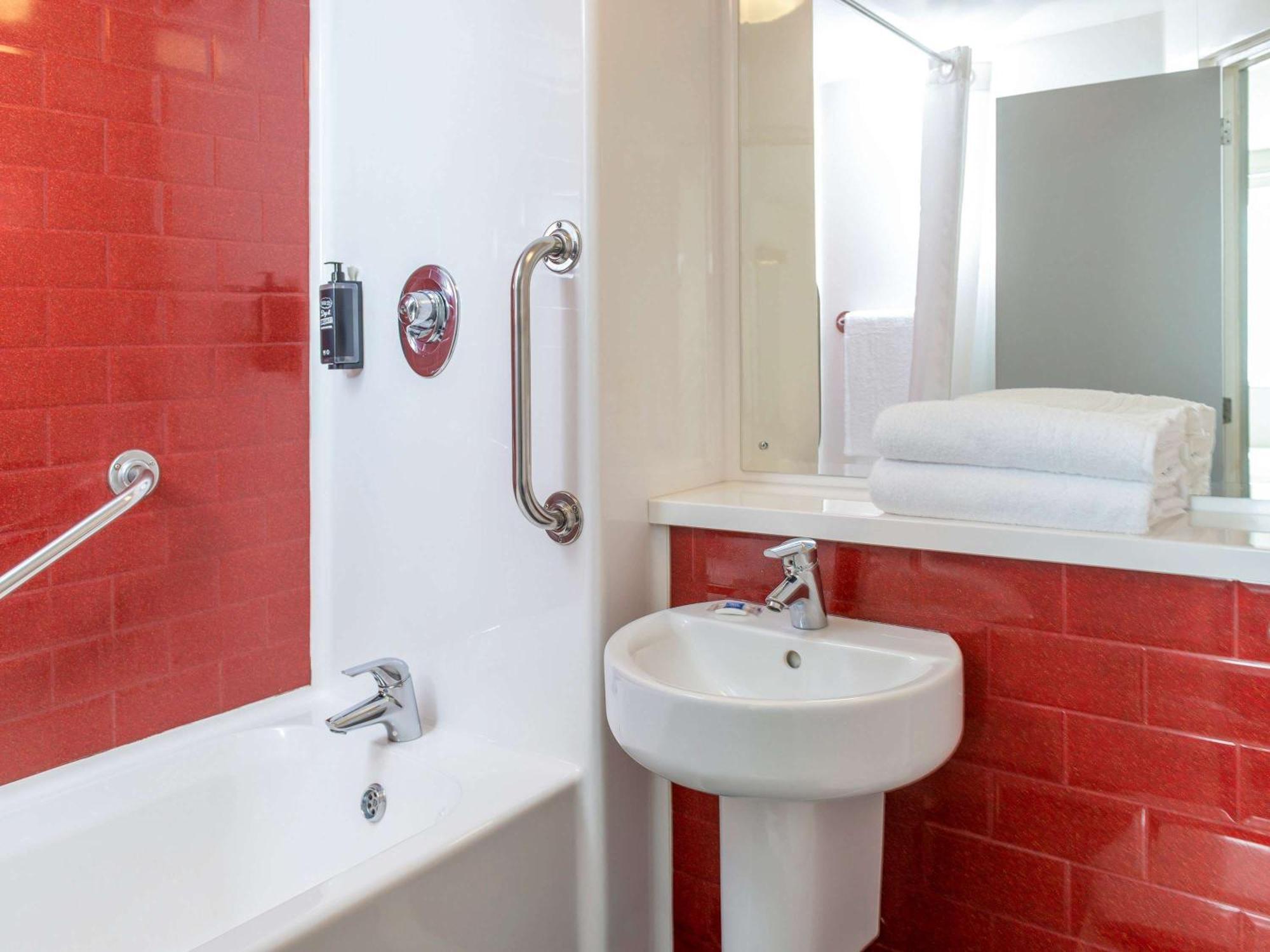 Ibis Budget Lancaster Centre Zewnętrze zdjęcie
